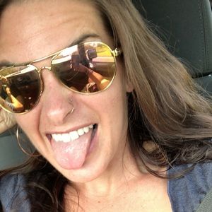 Meet your Posher, Jenna